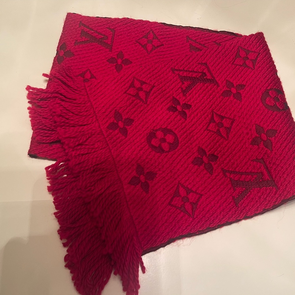 Louis Vuitton Scarlet Logomania Stole
